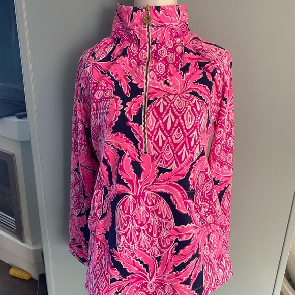 Lily Pulitzer Skipper popover in Coco Safari pullover - Picture 10 of 13